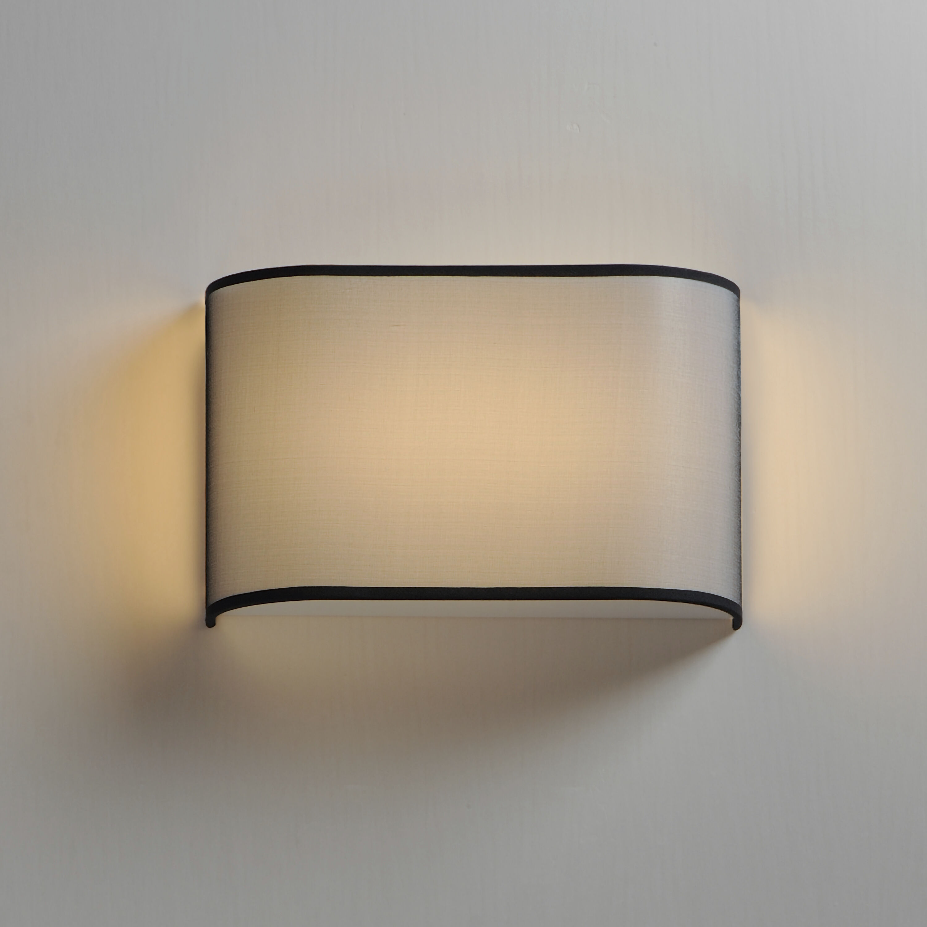 Prime Wall Sconce Wall Light in Black Organza