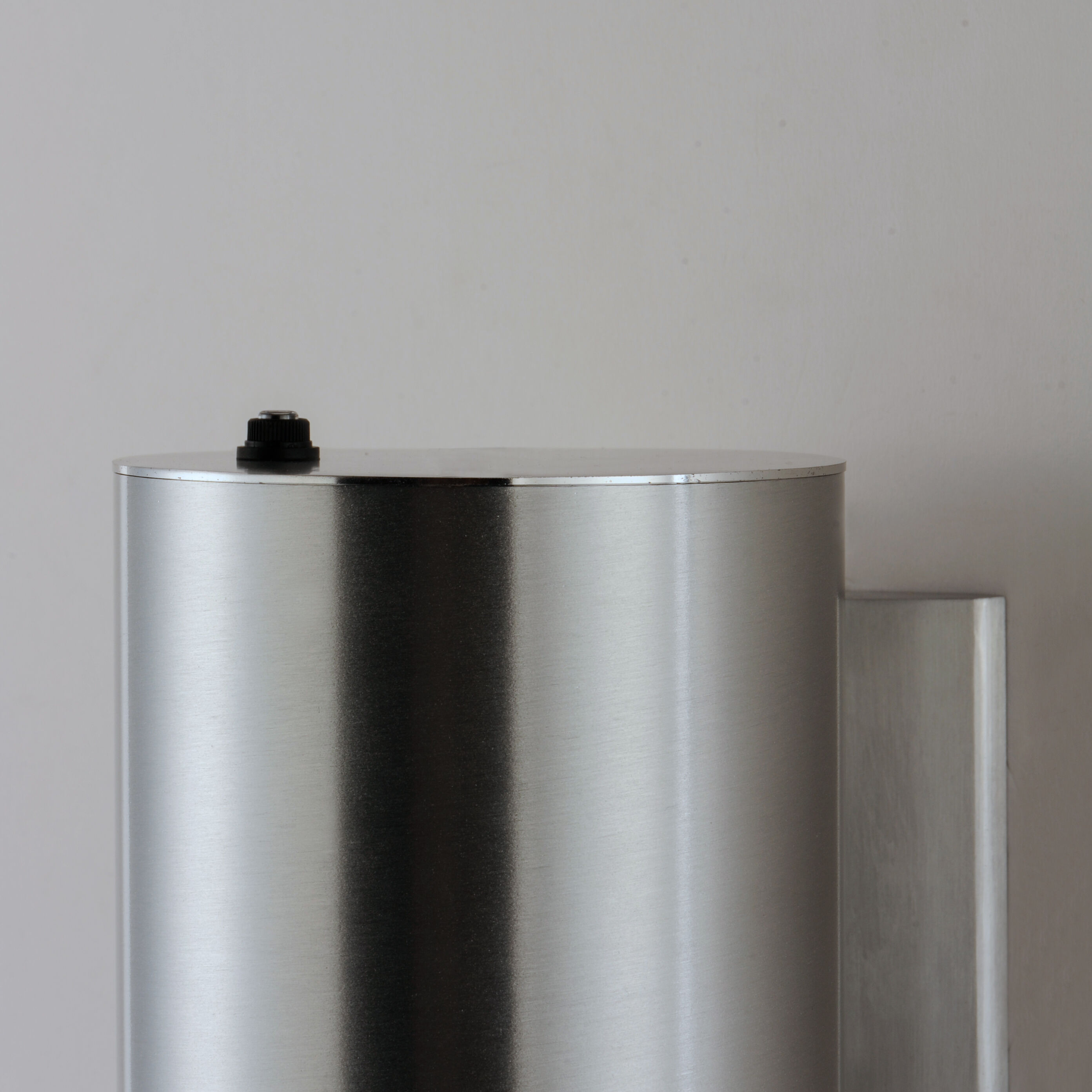 Lightray Wall Sconce Wall Light in Brushed Aluminum