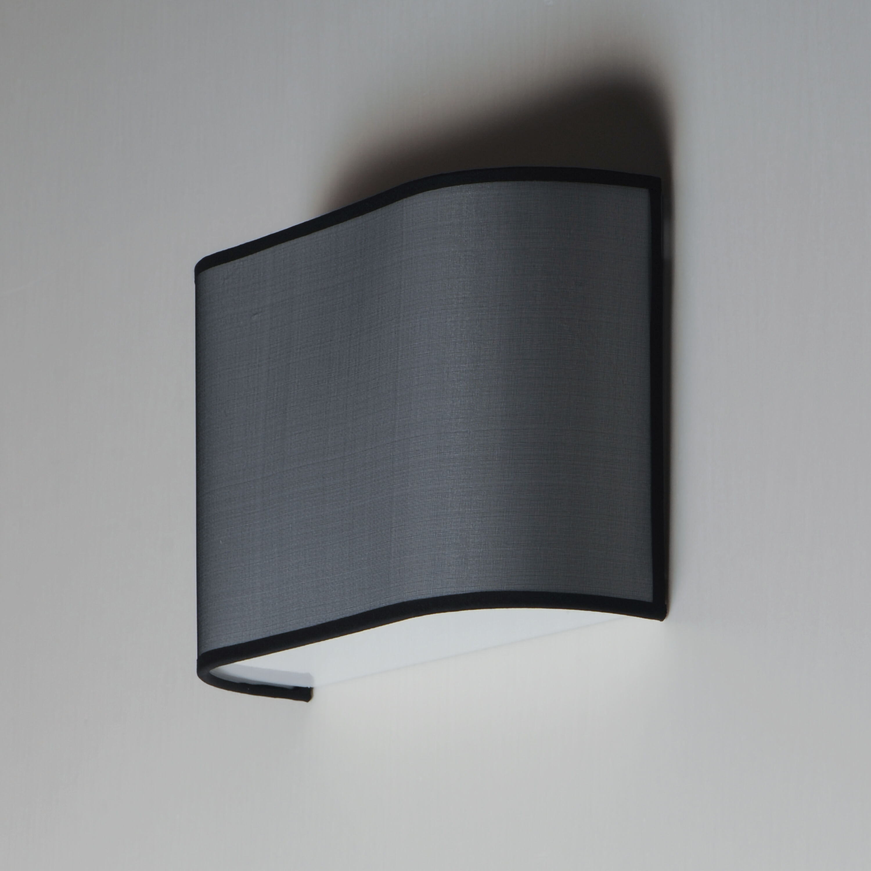 Prime Wall Sconce Wall Light in Black Organza