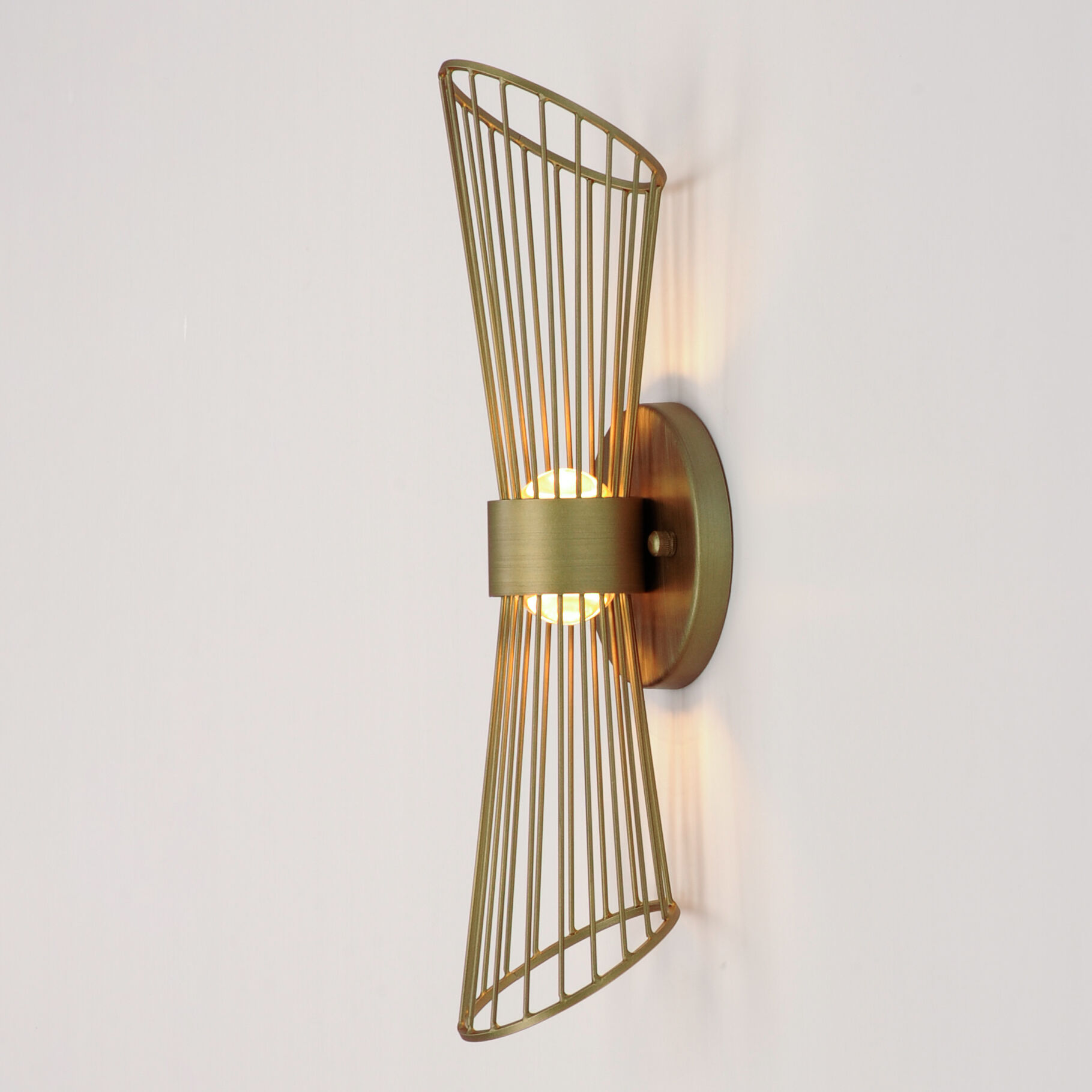 Zeta Wall Sconce Wall Light in Natural Aged Brass