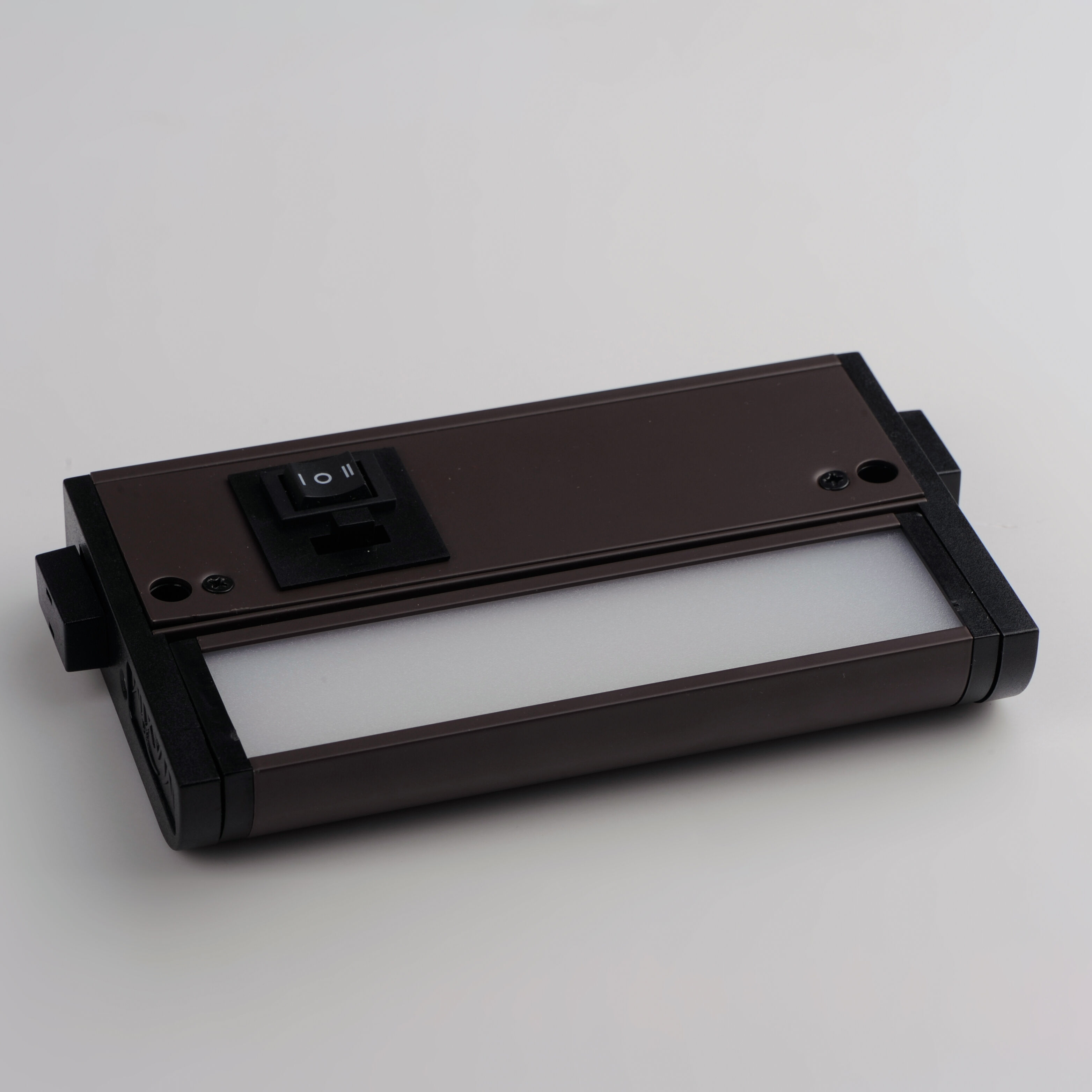 CounterMax MX-L-120-3K Basic 120 LED 6 inch Bronze Under Cabinet