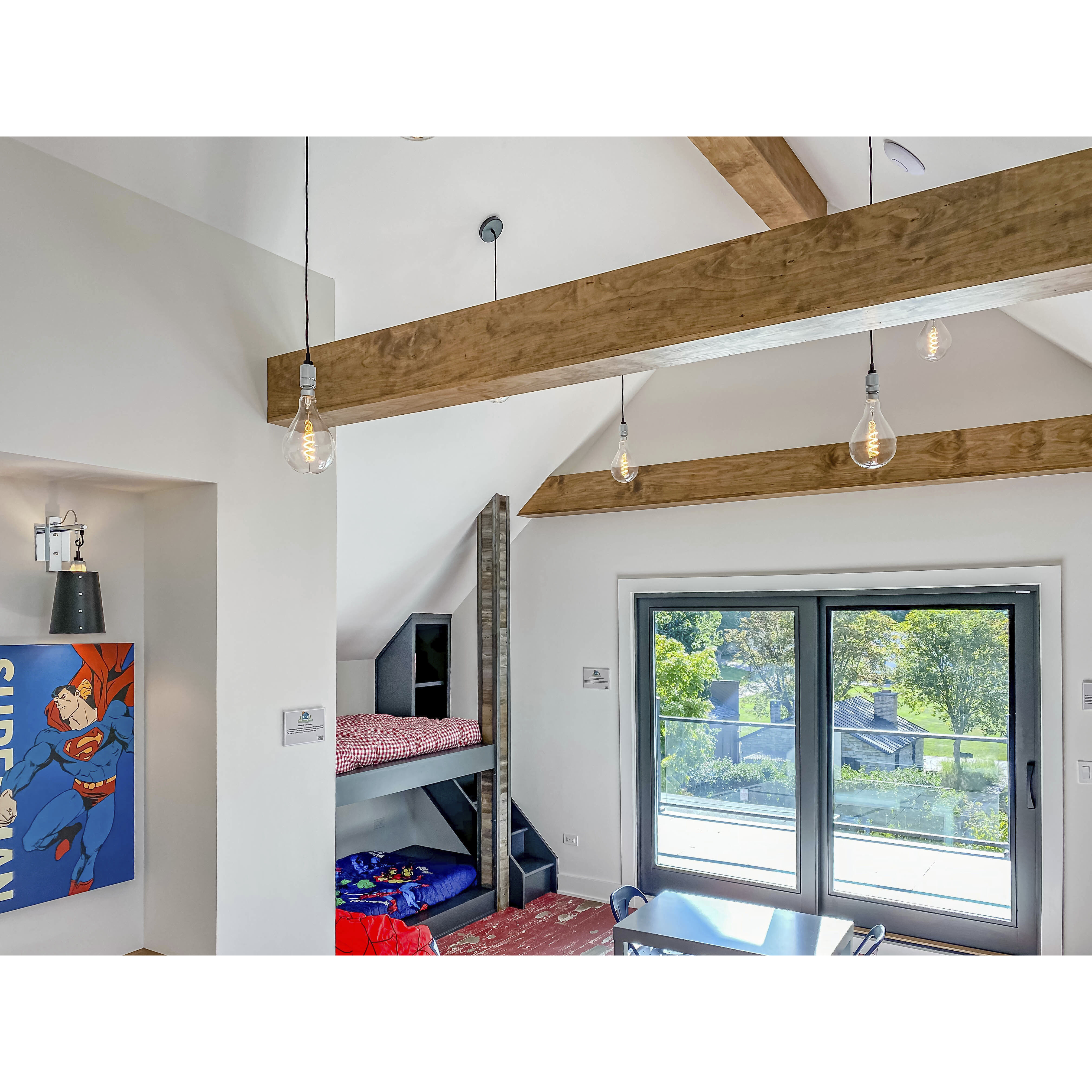 Swagger Wall Sconce Wall Light