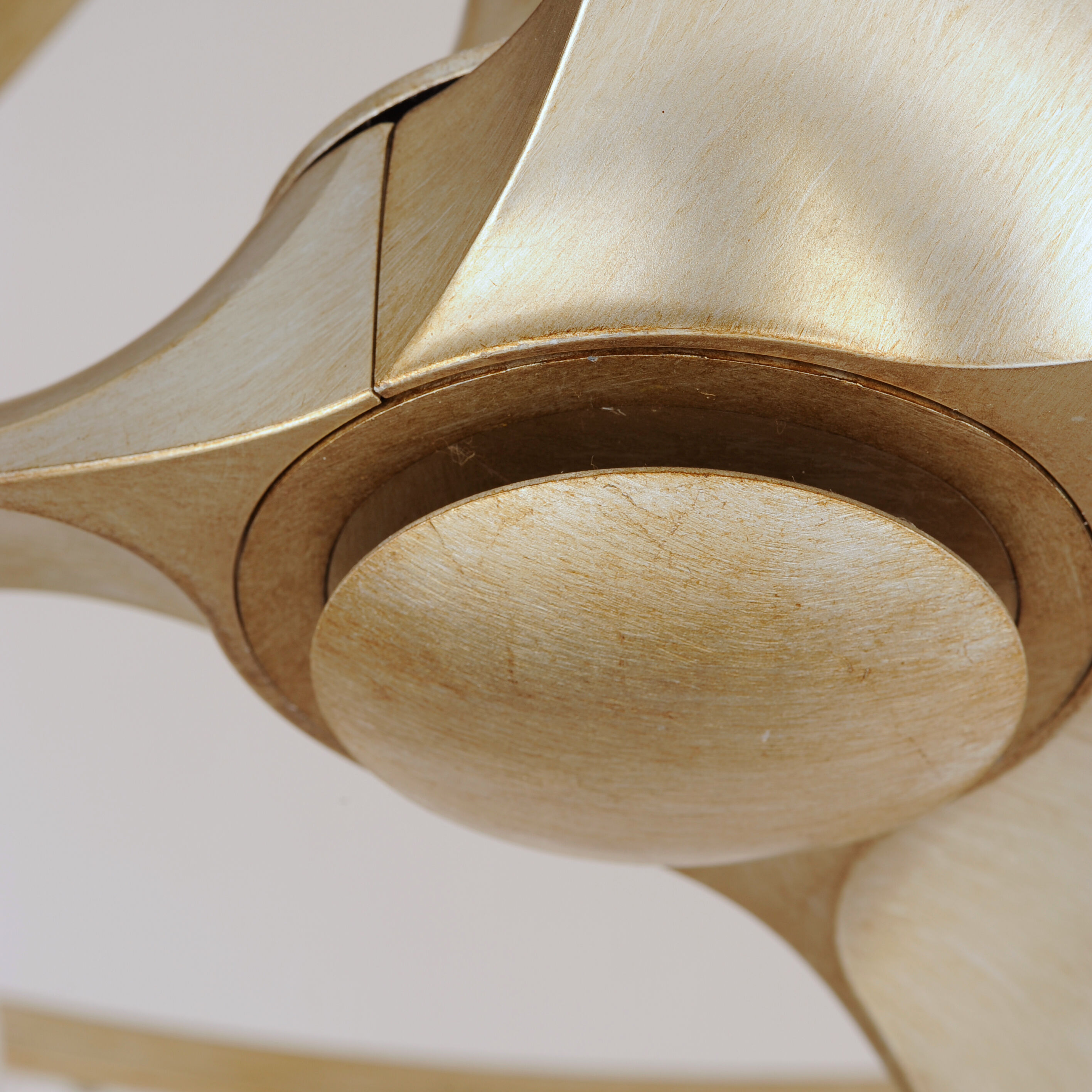 Odeon 33 inch Golden Silver Fandelight