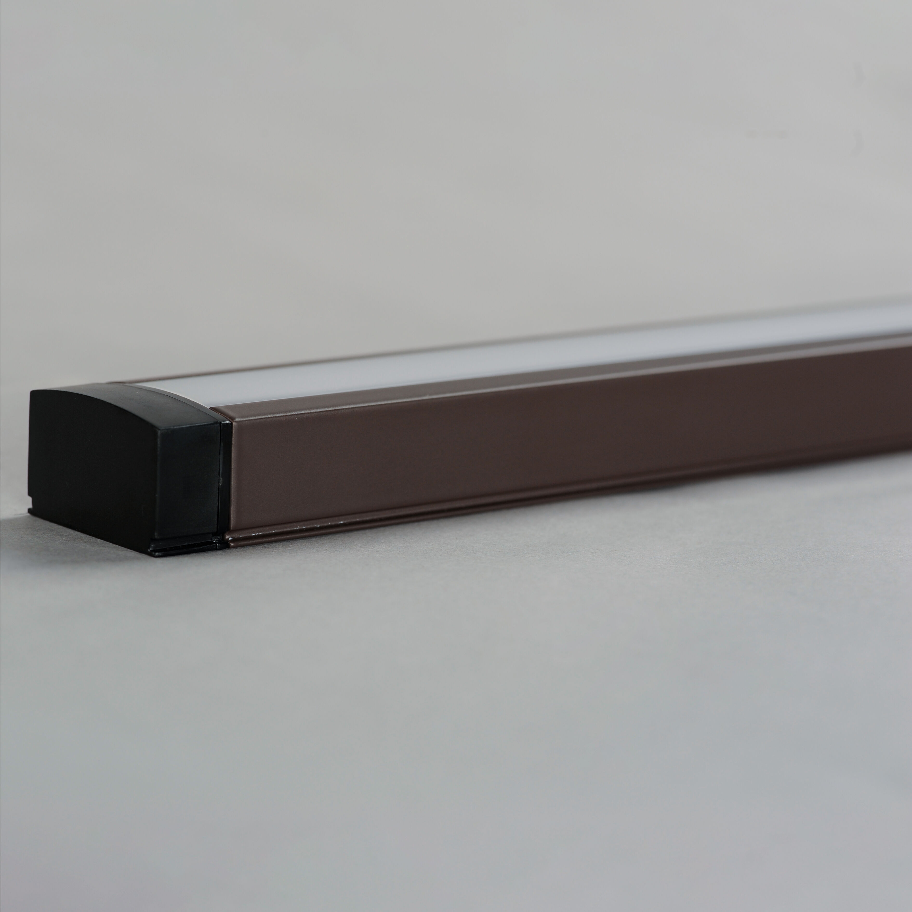 CounterMax 120V Slim Stick 120 LED 30 inch Bronze Under Cabinet