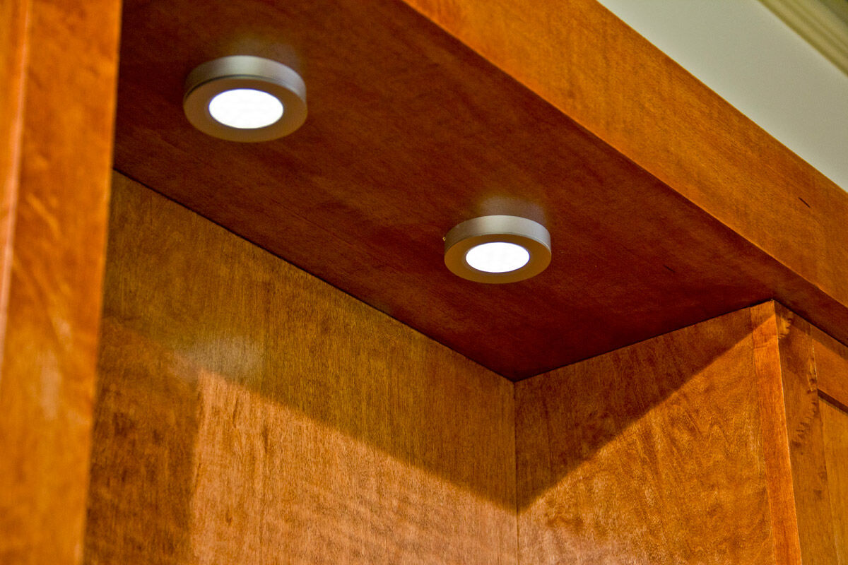 CounterMax MX-LD-D 24 LED 3 inch Brushed Aluminum Under Cabinet Disc