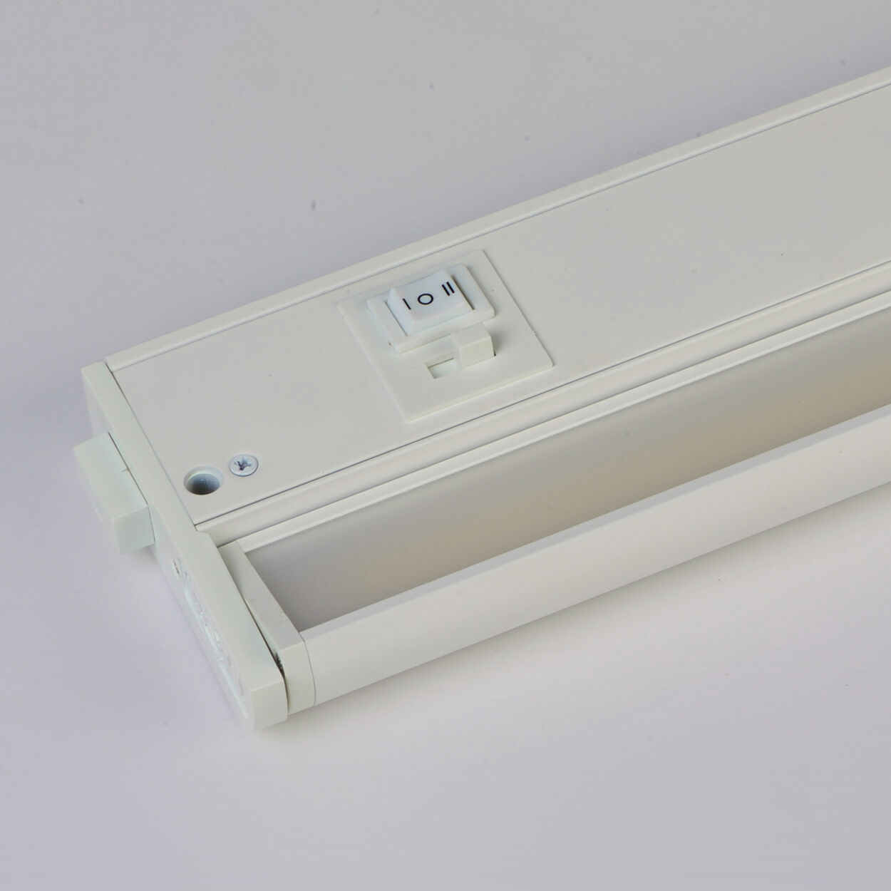 CounterMax 5K 120 LED 6 inch White Under Cabinet 