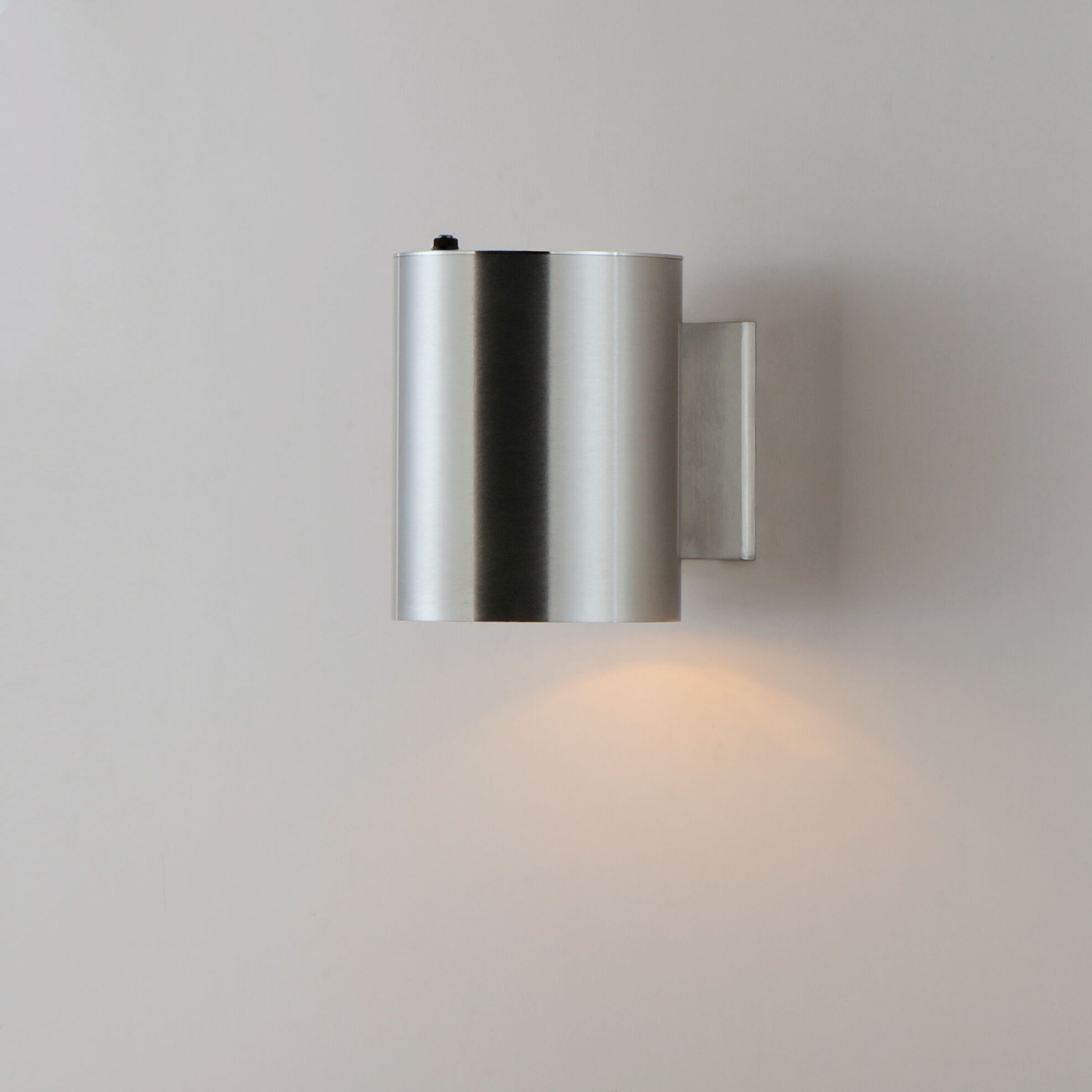 Lightray Wall Sconce Wall Light in Brushed Aluminum