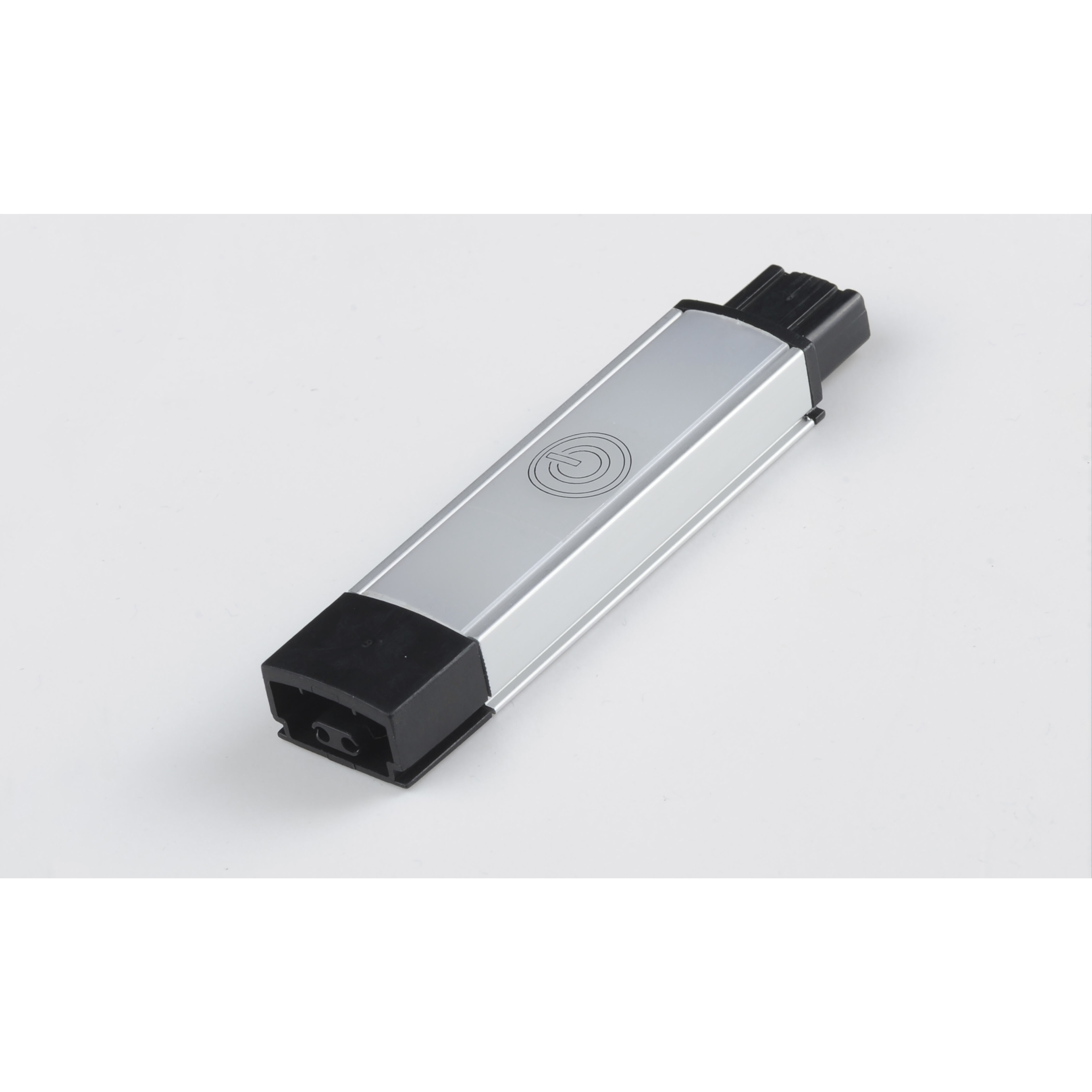 CounterMax MX-L-24-SS 120 4 inch Brushed Aluminum Under Cabinet Accessory