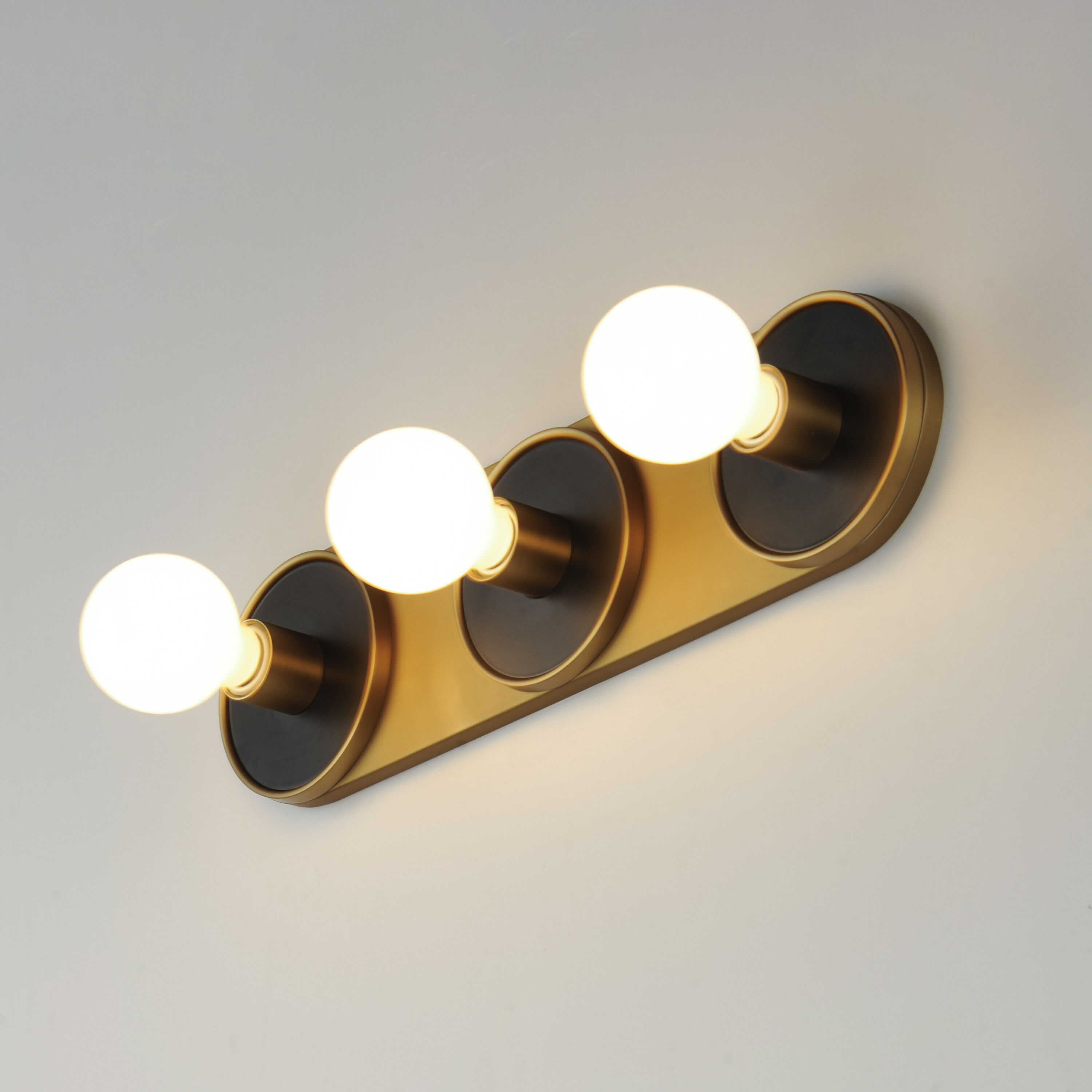 Hollywood wall lights discount