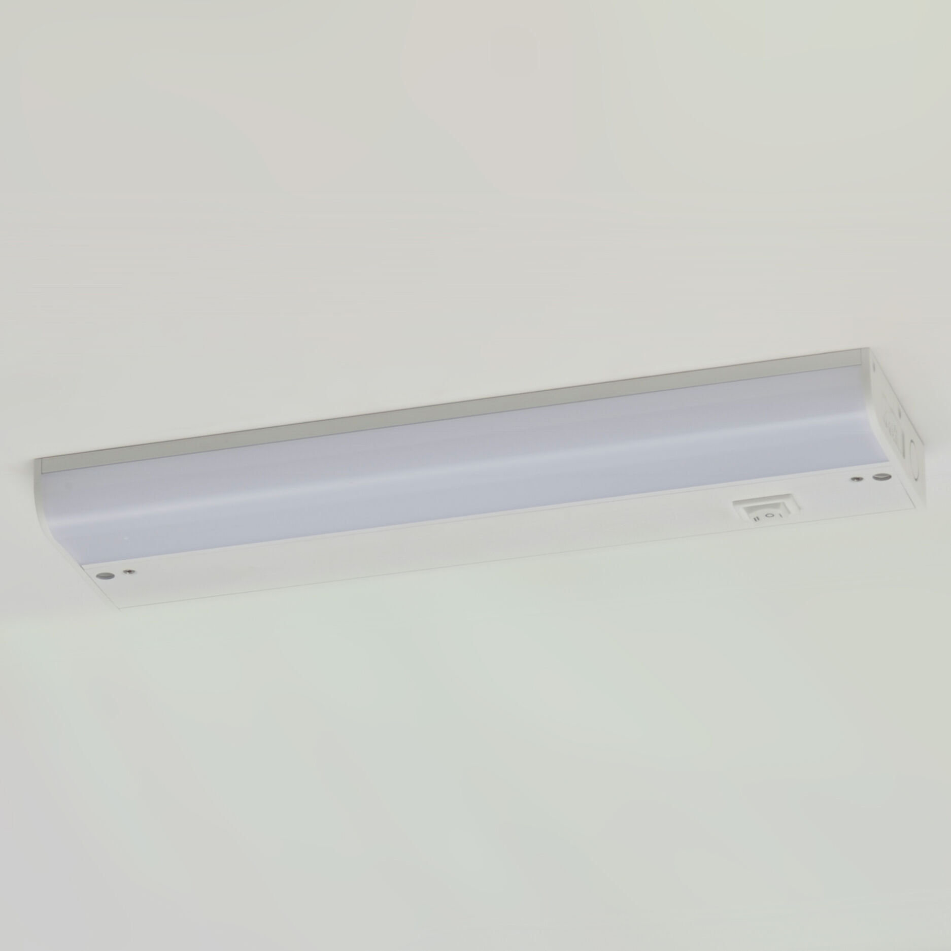 CounterMax MX-L-120-1K 120 LED 12 inch White Under Cabinet